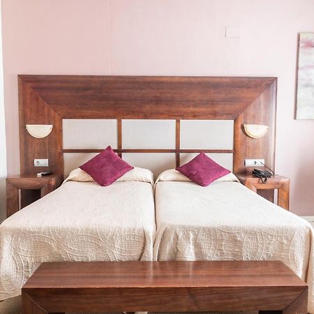 Hotel Puerta De Algadir à El Puerto de Santa María Extérieur photo