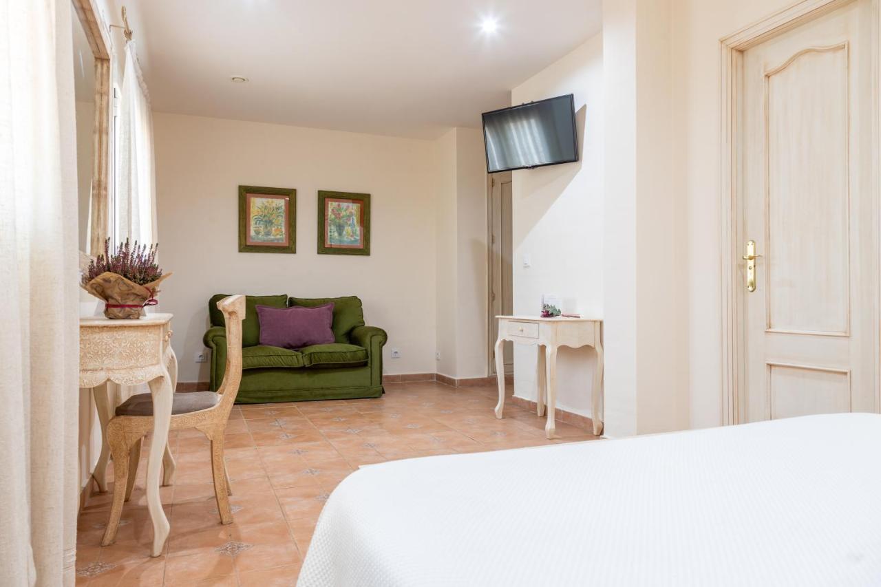 Hotel Puerta De Algadir à El Puerto de Santa María Extérieur photo